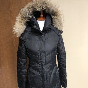 Andrew Marc Womens Black Down Jacket With Raccoon Collar Small